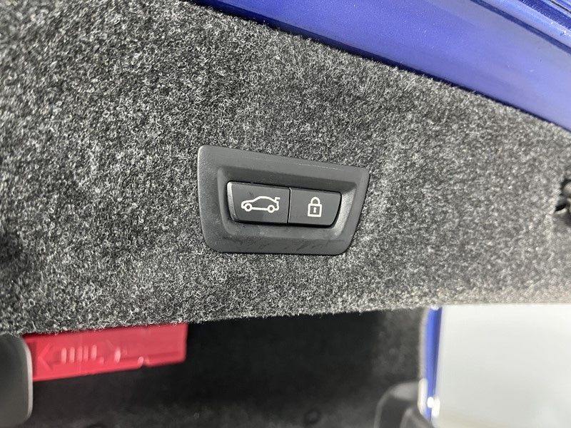 Used BMW 3 Series 2019 for sale - 77665238: Photo 49