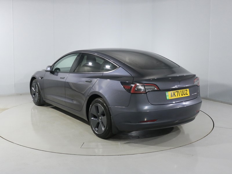 Used Tesla Model 3 2021 for sale - 77665229: Photo 2