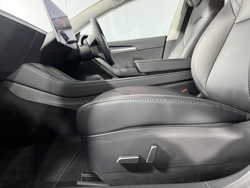 Used Tesla Model 3 2021 for sale - 77665229: Photo 32