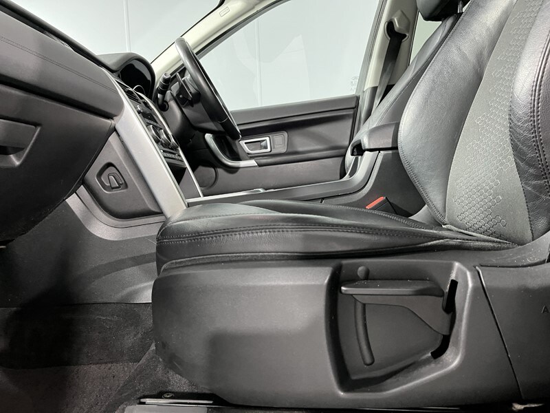 Used Land Rover Discovery Sport 2017 for sale - 78162095: Photo 32