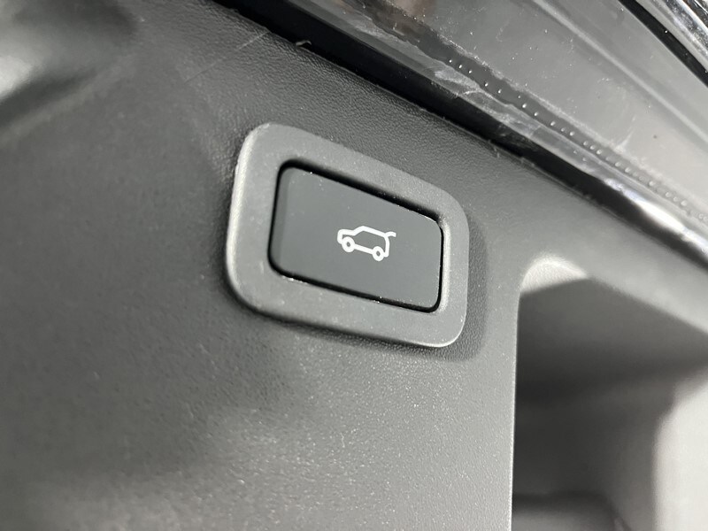 Used Land Rover Discovery Sport 2017 for sale - 78162095: Photo 42