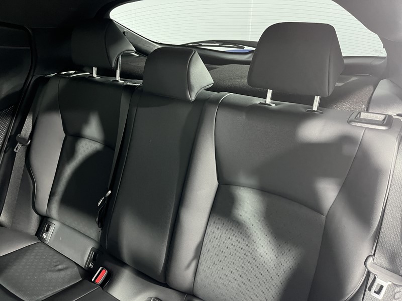 Used Toyota C-HR 2019 for sale - 77665239: Photo 12