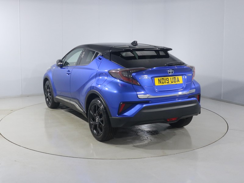 Used Toyota C-HR 2019 for sale - 77665239: Photo 2