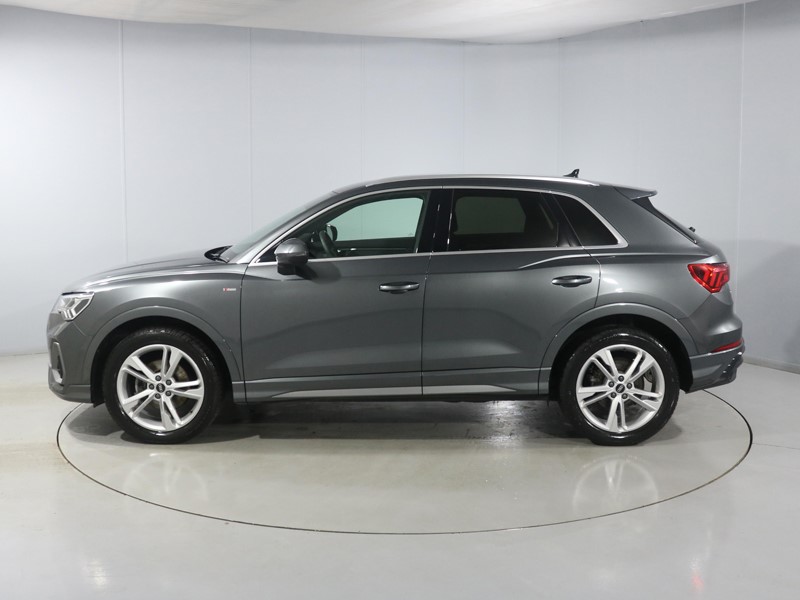 Used Audi Q3 2021 for sale - 76981451: Photo 48