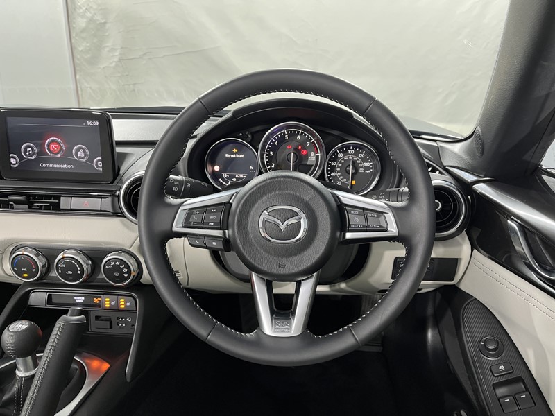 Used Mazda MX-5 2023 for sale - 76981568: Photo 5