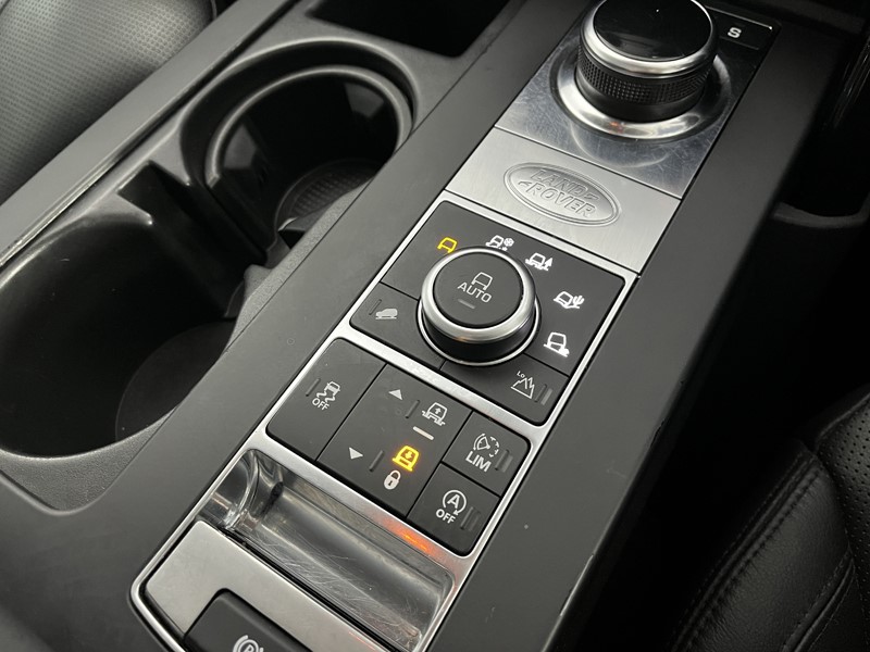 Used Land Rover Discovery 2018 for sale - 77170634: Photo 32