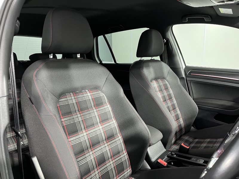 Used Volkswagen Golf 2019 for sale - 77545415: Photo 11