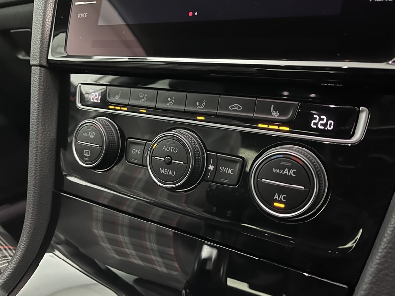 Used Volkswagen Golf 2019 for sale - 77545415: Photo 31