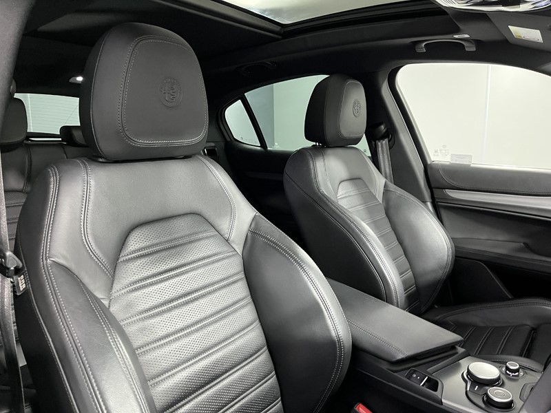 Used Alfa Romeo Stelvio 2020 for sale - 77691013: Photo 11