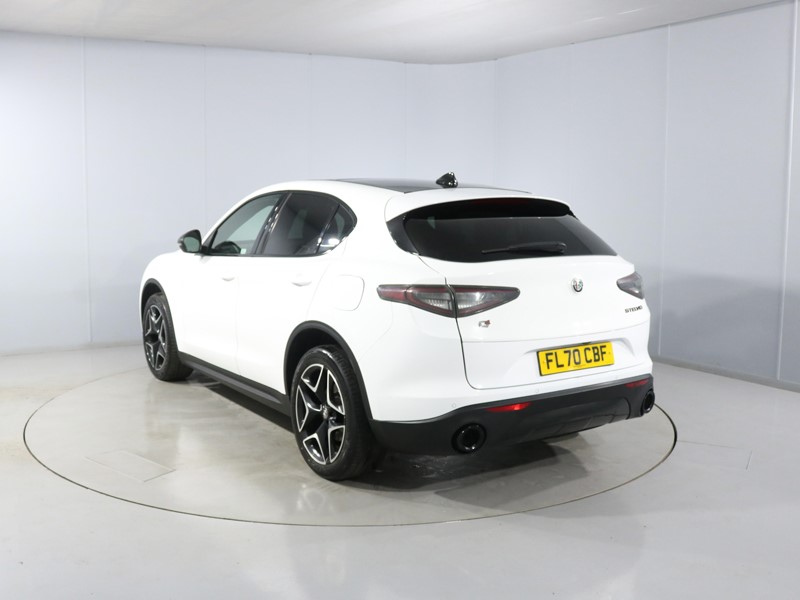 Used Alfa Romeo Stelvio 2020 for sale - 77691013: Photo 2