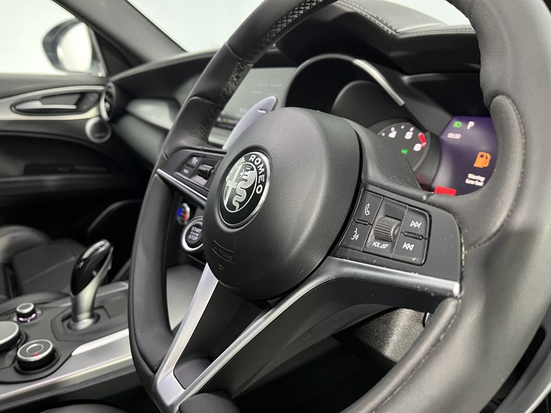 Used Alfa Romeo Stelvio 2020 for sale - 77691013: Photo 24