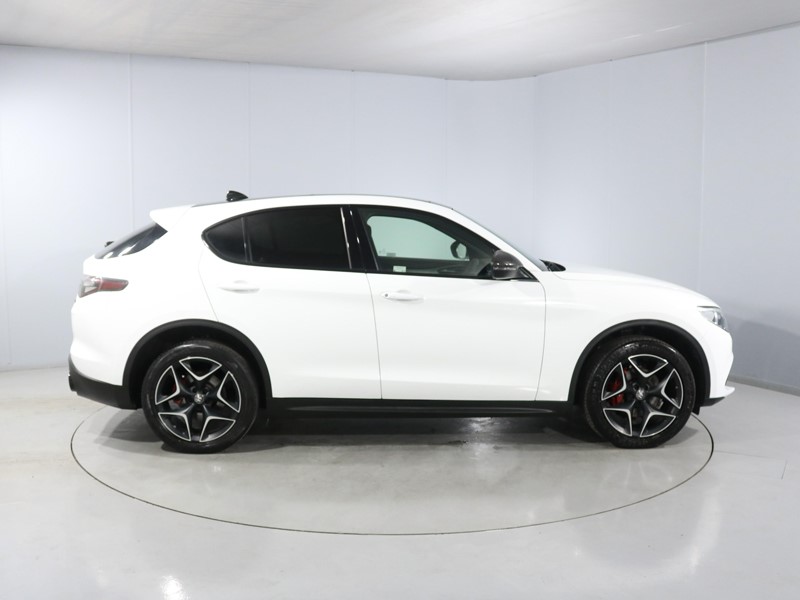 Used Alfa Romeo Stelvio 2020 for sale - 77691013: Photo 3