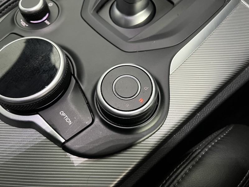 Used Alfa Romeo Stelvio 2020 for sale - 77691013: Photo 33