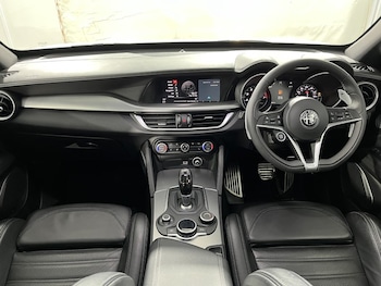 Used Alfa Romeo Stelvio 2020 for sale - 77691013: Photo