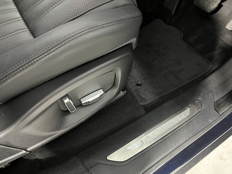 Used Jaguar F-Pace 2020 for sale - 77930977: Photo 20