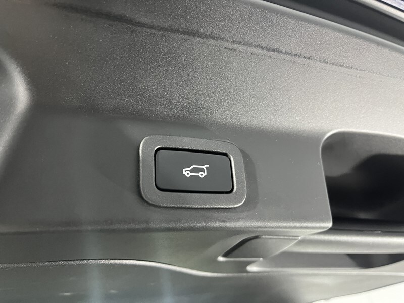 Used Jaguar F-Pace 2020 for sale - 77930977: Photo 46