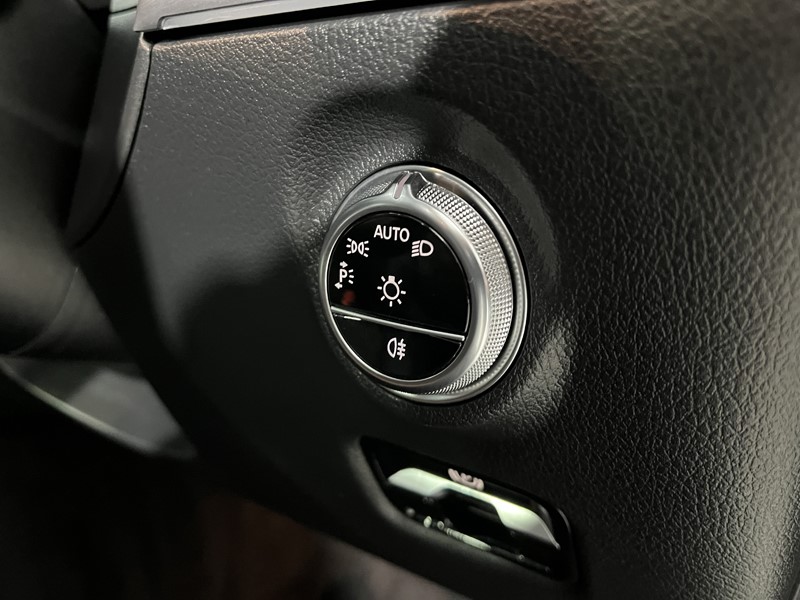 Used Mercedes-Benz C Class 2023 for sale - 76981037: Photo 23