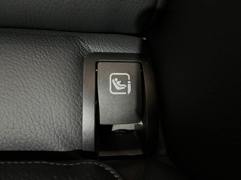 Used Mercedes-Benz C Class 2023 for sale - 76981037: Photo 39