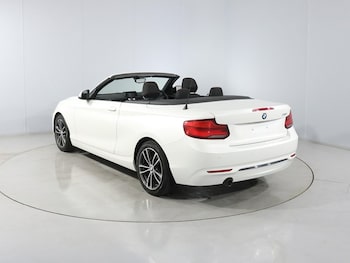 Used BMW 2 Series 2018 for sale - 77834030: Photo