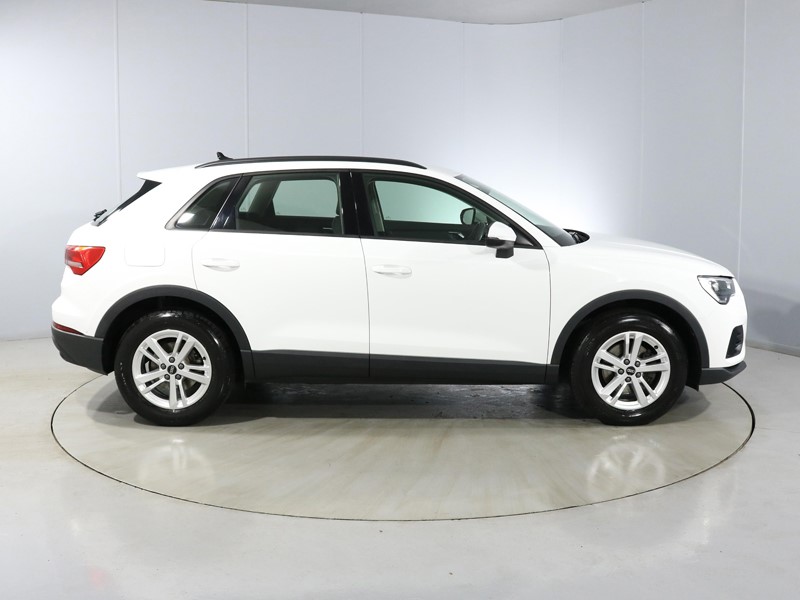 Used Audi Q3 2022 for sale - 77296734: Photo 3