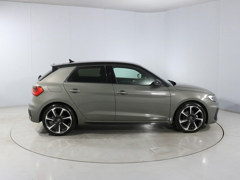 Used Audi A1 2023 for sale - 77930970: Photo 3