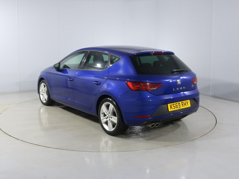 Used SEAT Leon 2019 for sale - 77445786: Photo 2
