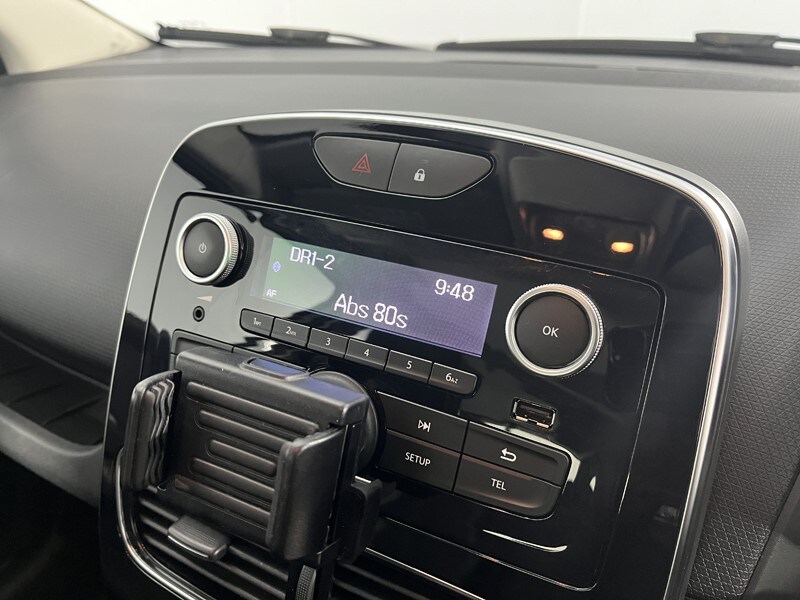 Used Renault Clio 2019 for sale - 77589850: Photo 25