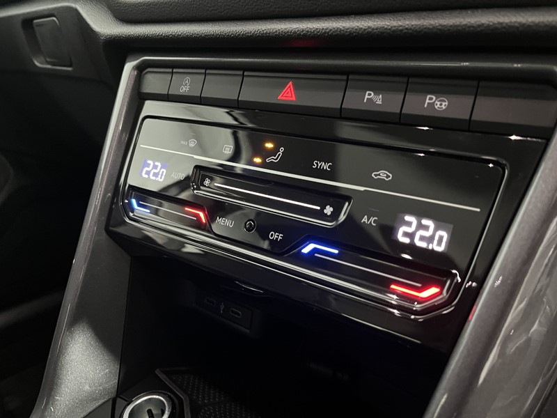 Used Volkswagen T-Roc 2022 for sale - 77665223: Photo 28