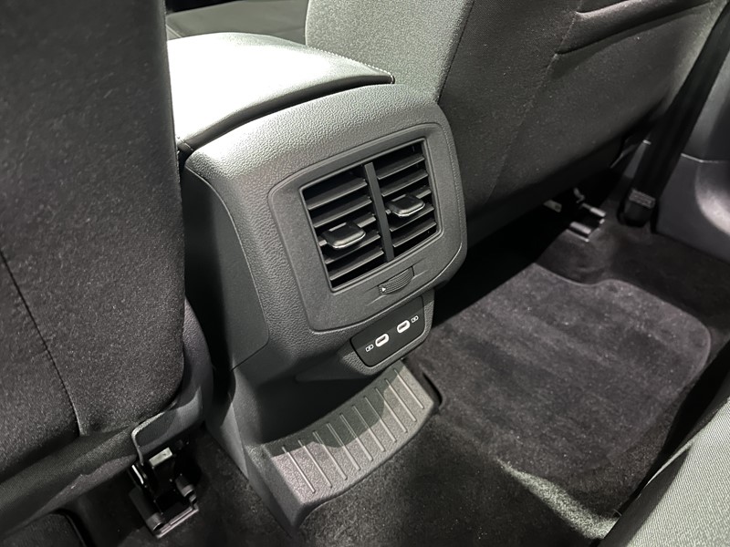 Used Volkswagen T-Roc 2022 for sale - 77665223: Photo 35