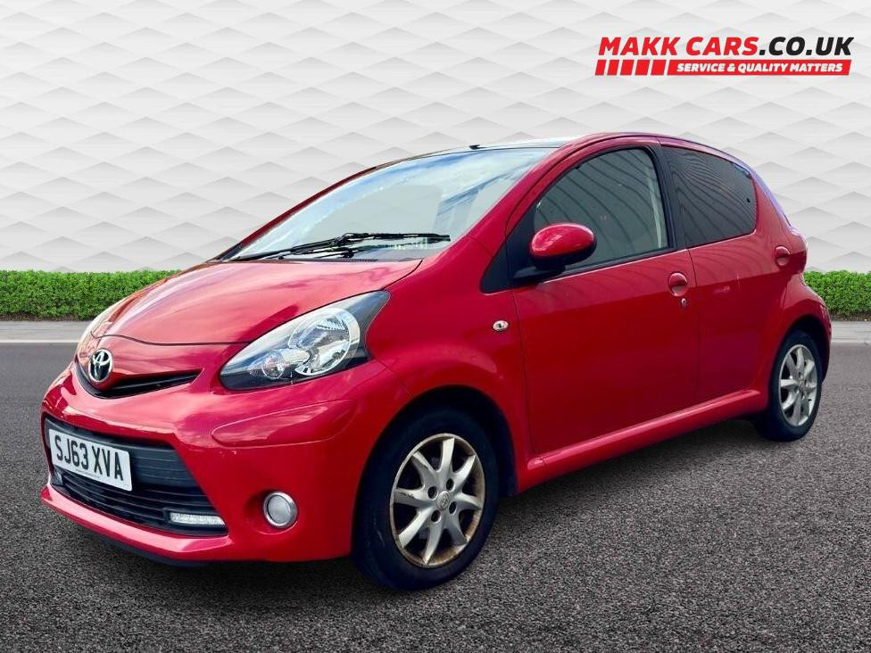 Used Toyota AYGO 2013 for sale - 76799098: Photo 2