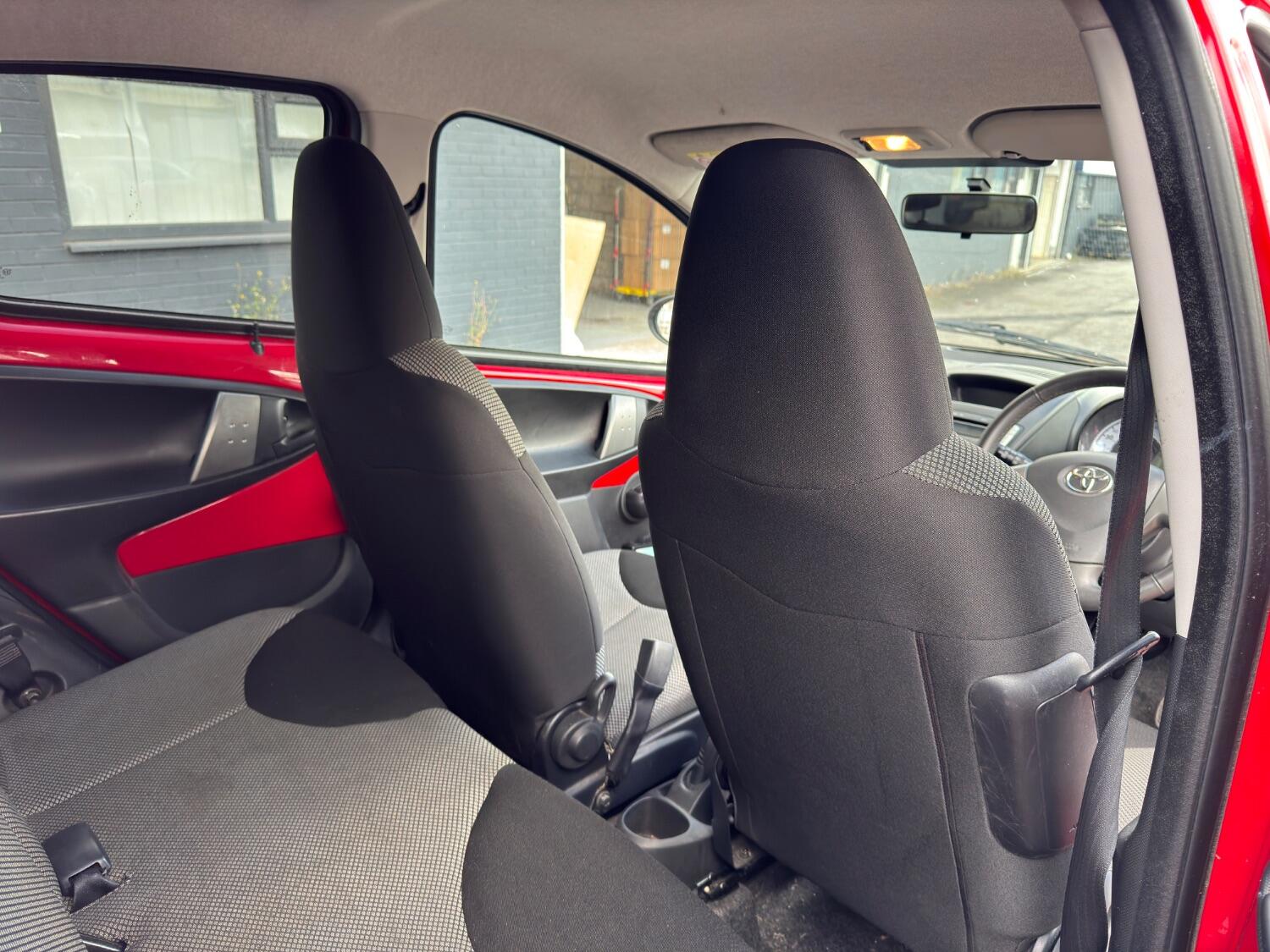 Used Toyota AYGO 2013 for sale - 76799098: Photo 20