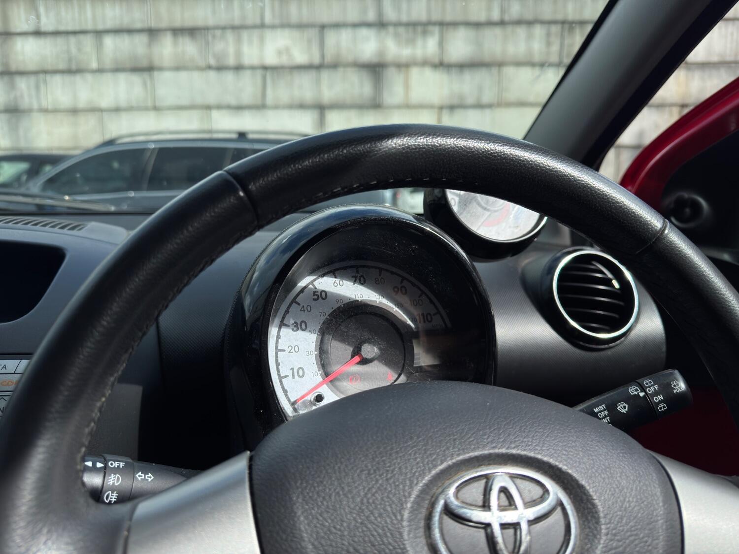 Used Toyota AYGO 2013 for sale - 76799098: Photo 22