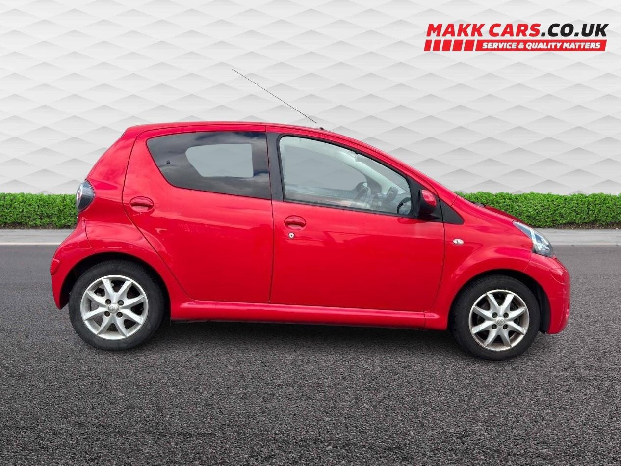 Used Toyota AYGO 2013 for sale - 76799098: Photo 5