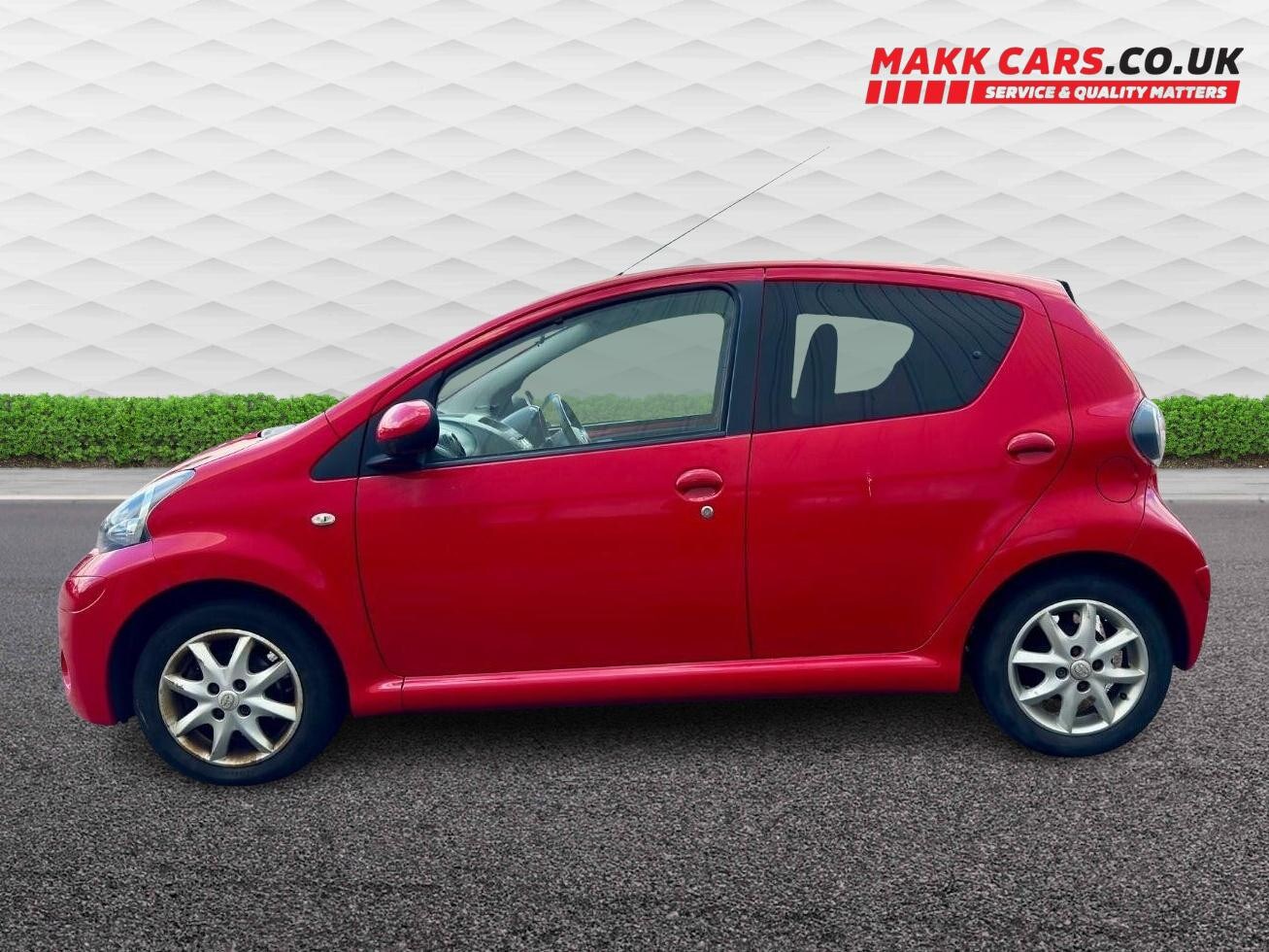 Used Toyota AYGO 2013 for sale - 76799098: Photo 6