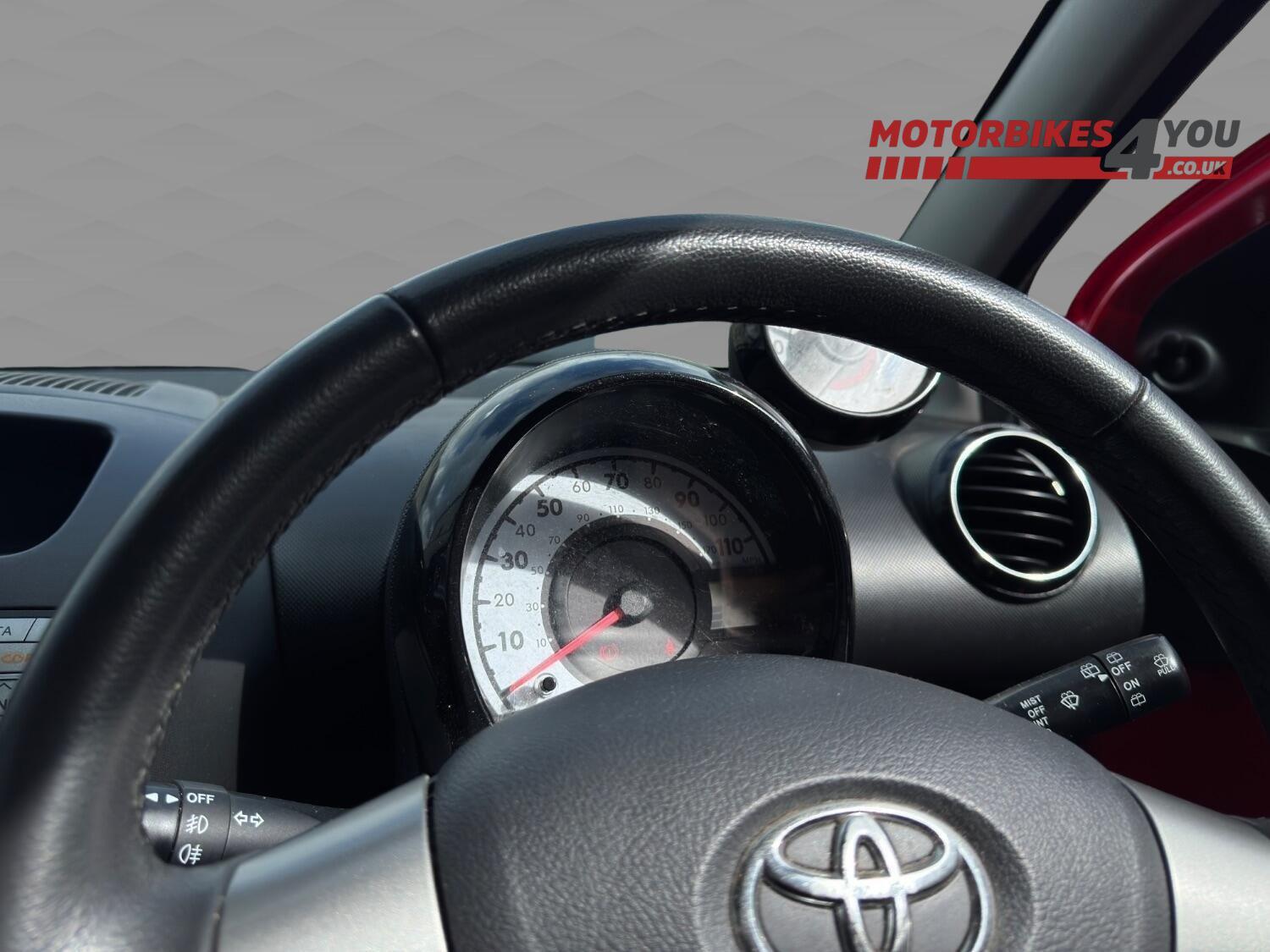 Used Toyota AYGO 2013 for sale - 76799098: Photo 7