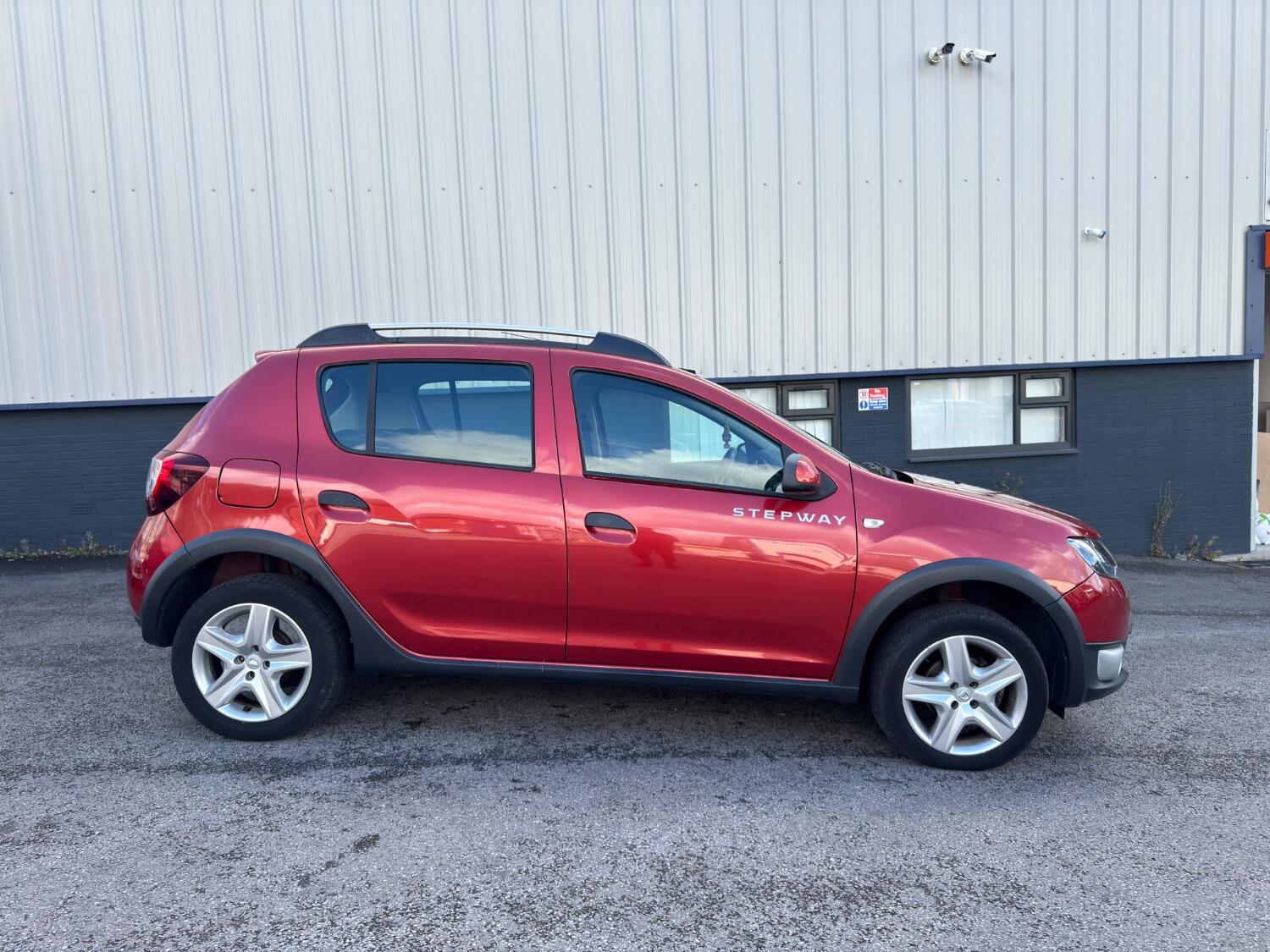 Used Dacia Sandero Stepway 2013 for sale - 76799102: Photo 14