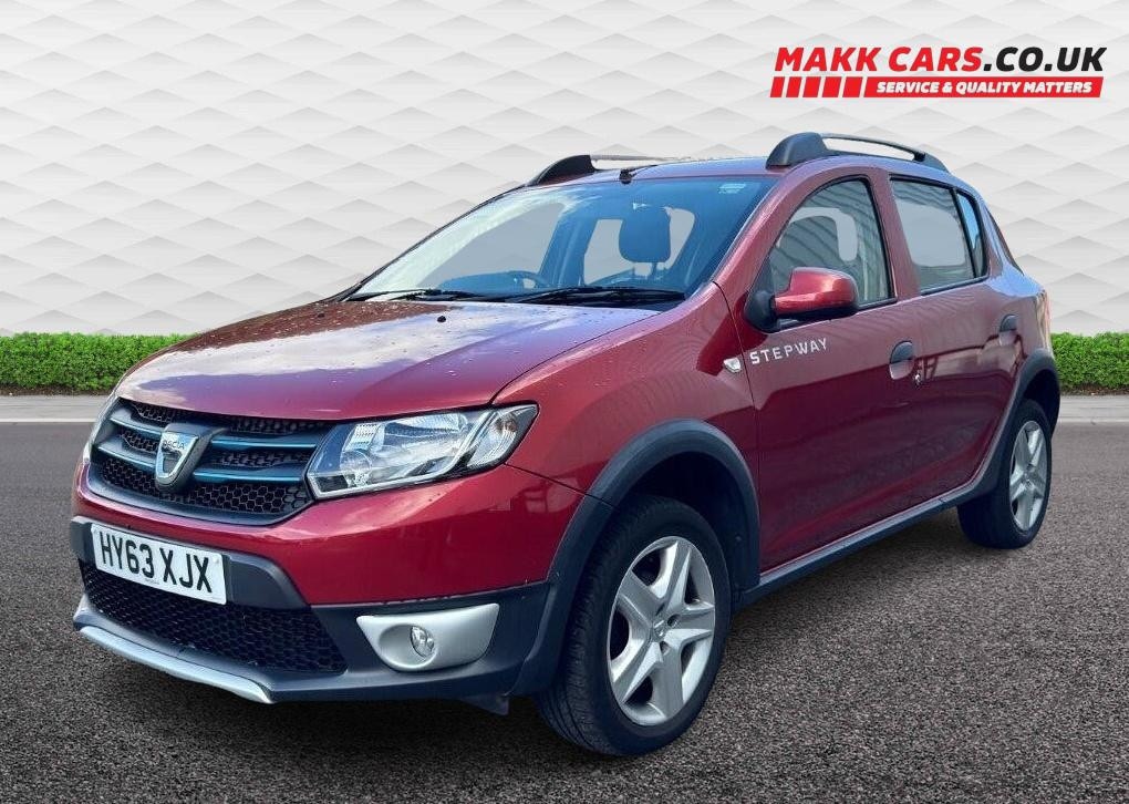 Used Dacia Sandero Stepway 2013 for sale - 76799102: Photo 2