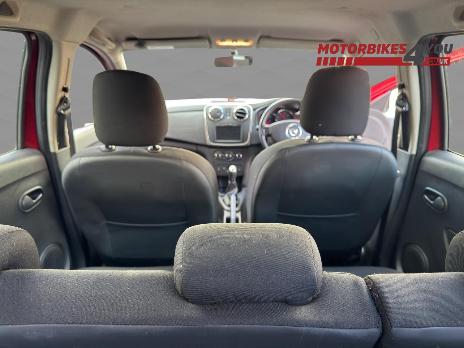 Used Dacia Sandero Stepway 2013 for sale - 76799102: Photo 8