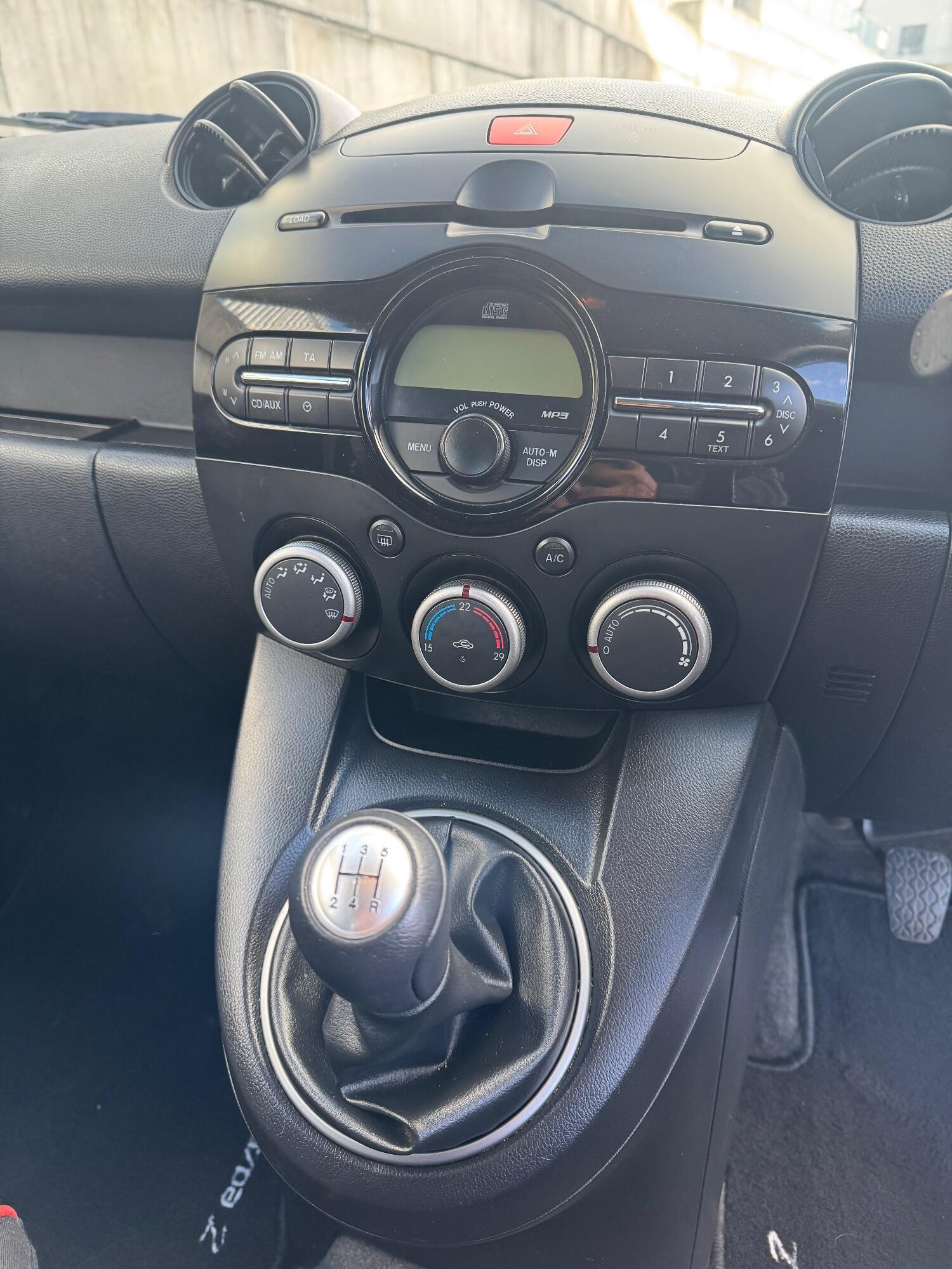 Used Mazda Mazda2 2011 for sale - 76799121: Photo 10