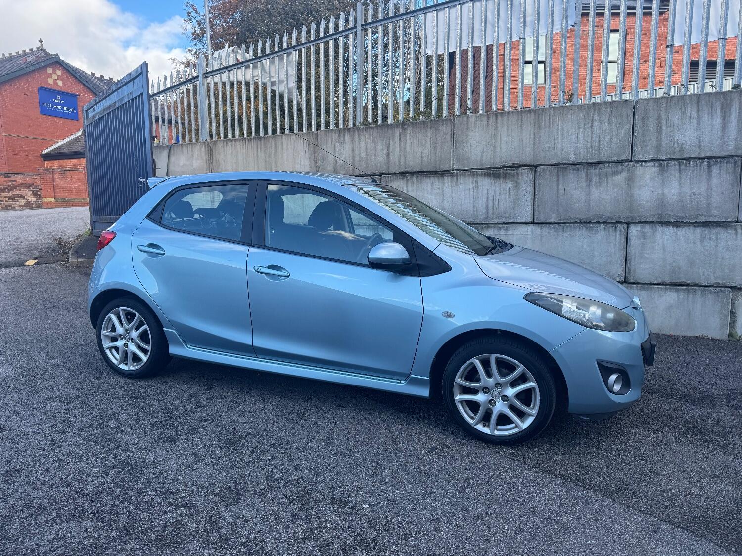 Used Mazda Mazda2 2011 for sale - 76799121: Photo 23