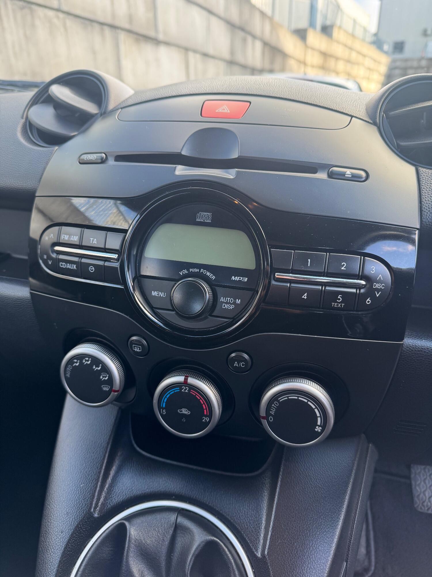 Used Mazda Mazda2 2011 for sale - 76799121: Photo 35