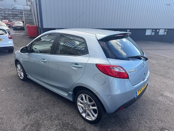 Used Mazda Mazda2 2011 for sale - 76799121: Photo