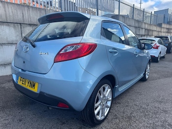 Used Mazda Mazda2 2011 for sale - 76799121: Photo