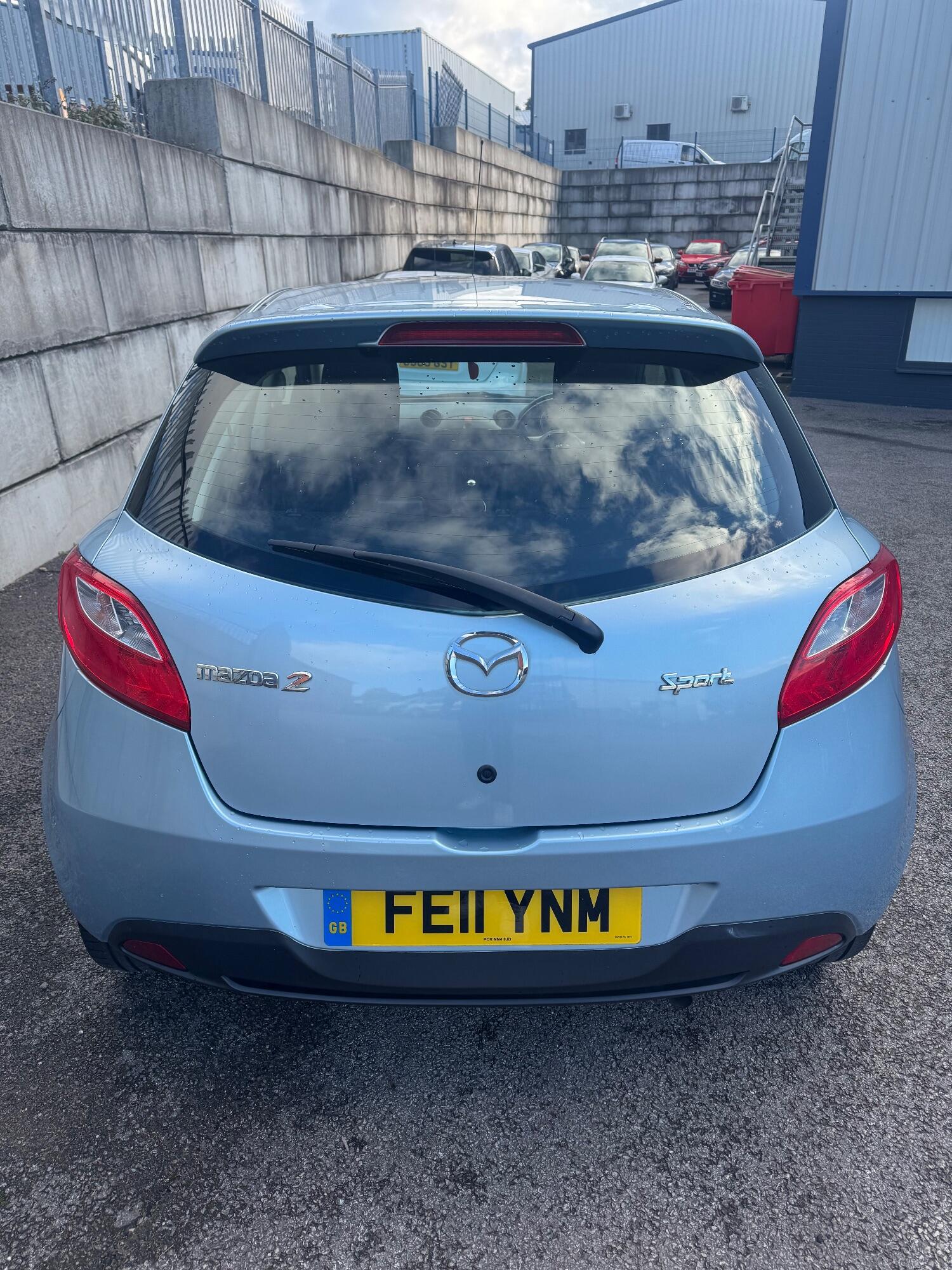 Used Mazda Mazda2 2011 for sale - 76799121: Photo 6