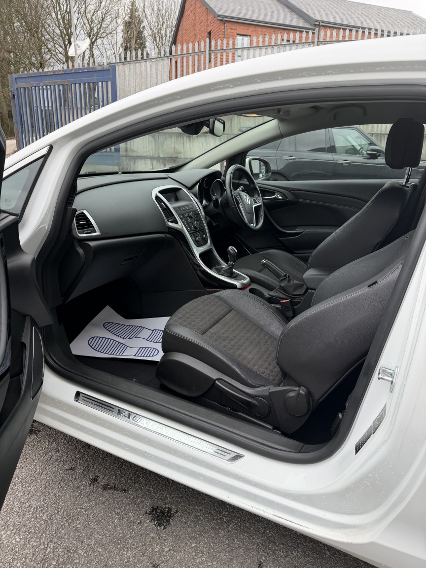 Used Vauxhall Astra GTC 2015 for sale - 77742881: Photo 10