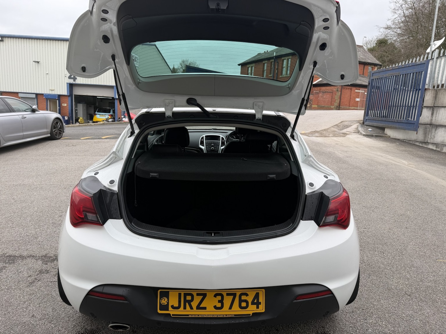 Used Vauxhall Astra GTC 2015 for sale - 77742881: Photo 9