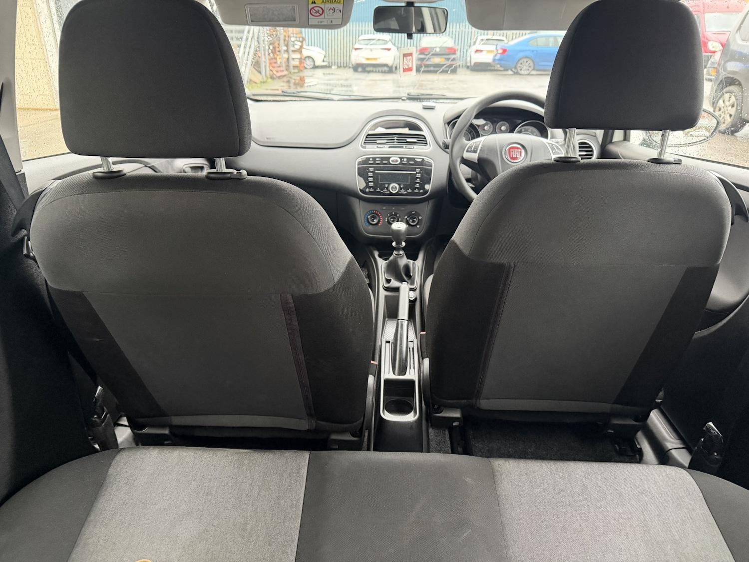 Used Fiat Punto 2015 for sale - 76884795: Photo 14