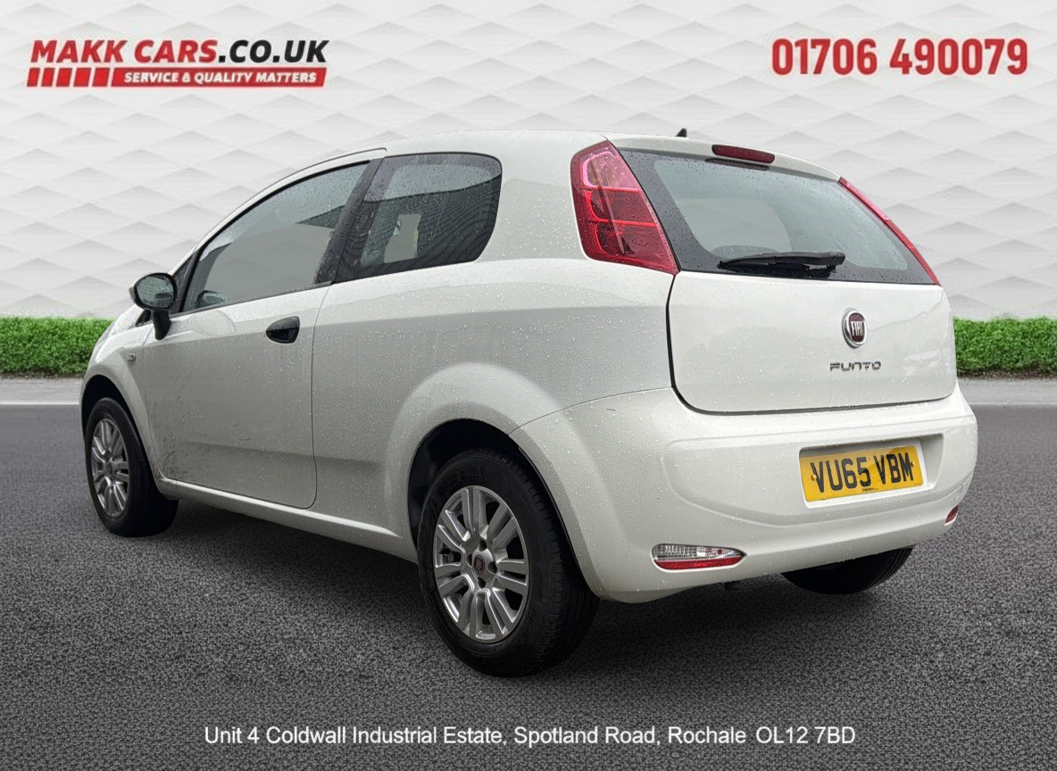 Used Fiat Punto 2015 for sale - 76884795: Photo 4