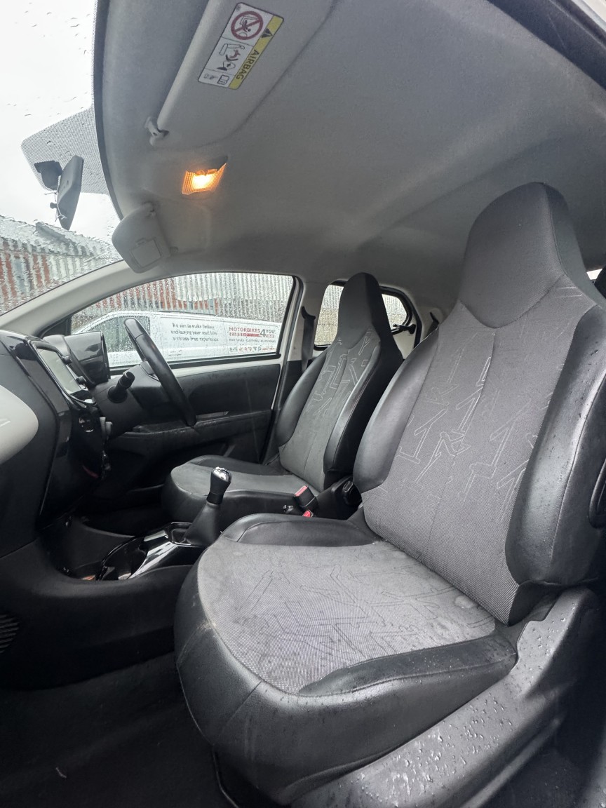 Used Toyota AYGO 2015 for sale - 77166114: Photo 21