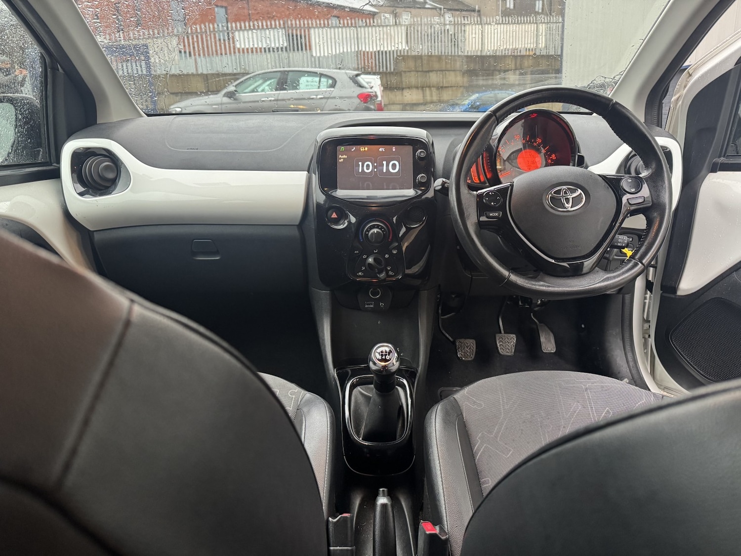 Used Toyota AYGO 2015 for sale - 77166114: Photo 23